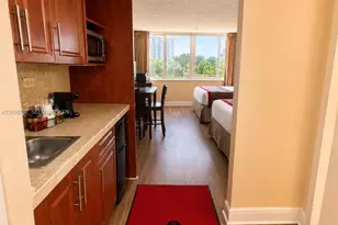 19201 Collins Ave, Sunny Isles Beach, FL 33160 - Photo 3