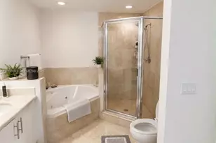7918 Harbor Island Dr, North Bay Village, FL 33141 - Photo 9