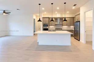1097 Haywagon Trl, Loxahatchee, FL 33470 - Photo 5