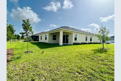 1097 Haywagon Trl #1097, Loxahatchee, FL 33470 - Photo 3