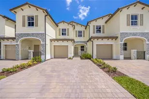 2567 SE 25th Dr, Homestead, FL 33035 - Photo 1