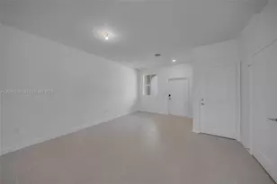 2567 SE 25th Dr, Homestead, FL 33035 - Photo 7