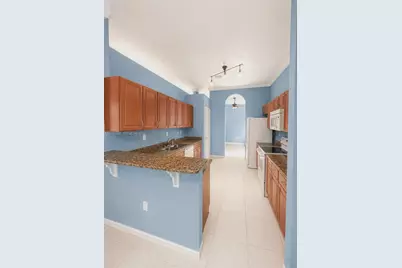 1690 SE 24th Ct, Homestead, FL 33035 - Photo 5