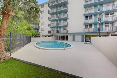 12590 NE 16th Ave #402, North Miami, FL 33161 - Photo 17