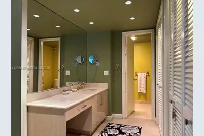 625 Biltmore Way #1201, Coral Gables, FL 33134 - Photo 9