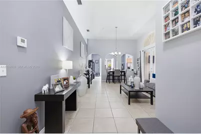 2233 SE 14th Cir, Homestead, FL 33035 - Photo 7