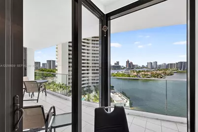 2800 Island Blvd #1005, Aventura, FL 33160 - Photo 19