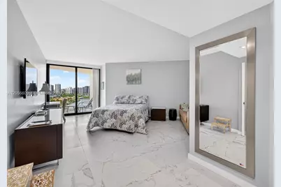 2800 Island Blvd #1005, Aventura, FL 33160 - Photo 21