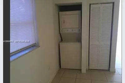 2735 NW 27th St, Miami, FL 33142 - Photo 15