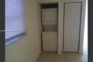 2735 NW 27th St, Miami, FL 33142 - Photo 15