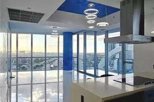 1100 Biscayne Blvd, Miami, FL 33132 - Photo 21