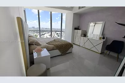 1100 Biscayne Blvd #2106, Miami, FL 33132 - Photo 13