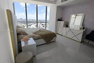1100 Biscayne Blvd, Miami, FL 33132 - Photo 13