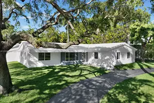 2500 Sunset Dr, Miami Beach, FL 33140 - Photo 33