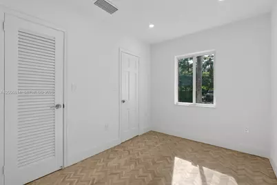 2500 Sunset Dr, Miami Beach, FL 33140 - Photo 27