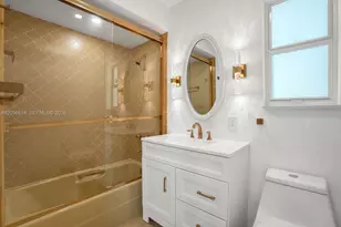 2500 Sunset Dr, Miami Beach, FL 33140 - Photo 29