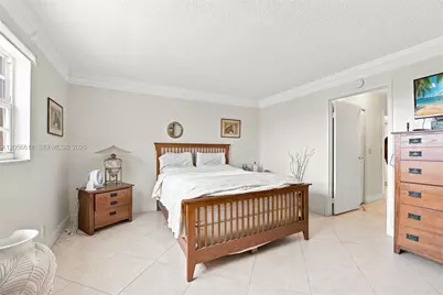 1025 SE 2nd Ave #406, Dania Beach, FL 33004 - Photo 13