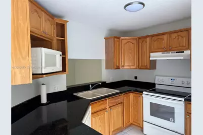 3811 Simms St #3811, Hollywood, FL 33021 - Photo 3