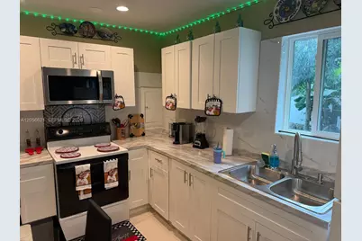 940 NE 155th Ter #940, North Miami Beach, FL 33162 - Photo 7