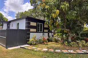 940 NE 155th Terrace, North Miami Beach, FL 33162 - Photo 5