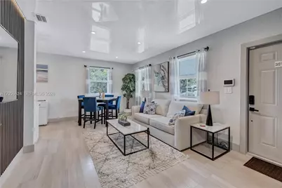 1390 NE 150th St, Miami, FL 33161 - Photo 17