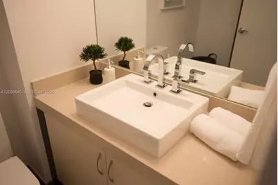 2130 Park Ave #6, Miami Beach, FL 33139 - Photo 9