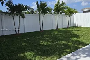 9612 Grand Canal Dr, Miami, FL 33174 - Photo 33