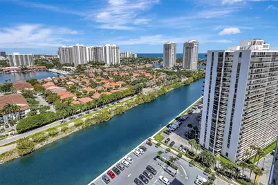 3675 N Country Club Dr #2310, Aventura, FL 33180 - Photo 35