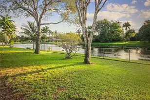 5231 SW 89th Ave, Cooper City, FL 33328 - Photo 11