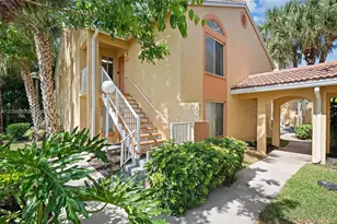 927 Coral Club Dr, Coral Springs, FL 33071 - Photo 33