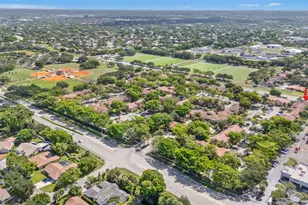 927 Coral Club Dr, Coral Springs, FL 33071 - Photo 39