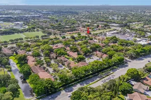927 Coral Club Dr, Coral Springs, FL 33071 - Photo 37