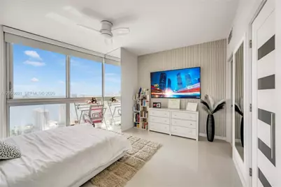 495 Brickell Ave #3702, Miami, FL 33131 - Photo 23