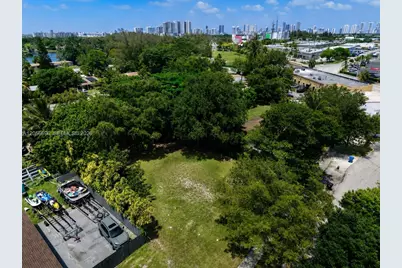 1845 NE 153rd St, North Miami Beach, FL 33162 - Photo 3