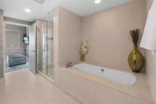 6899 Collins Ave, Miami Beach, FL 33141 - Photo 29