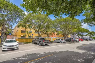 1851 NE 168th St, North Miami Beach, FL 33162 - Photo 11