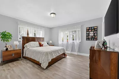 681 S Hollybrook Dr #310, Pembroke Pines, FL 33025 - Photo 11