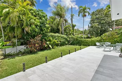 1545 Miller Rd, Coral Gables, FL 33146 - Photo 23