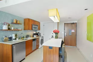 6801 Collins Ave, Miami Beach, FL 33141 - Photo 3