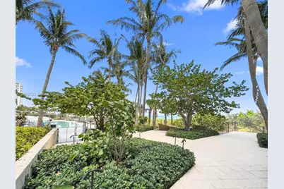 6801 Collins Ave #1015, Miami Beach, FL 33141 - Photo 23