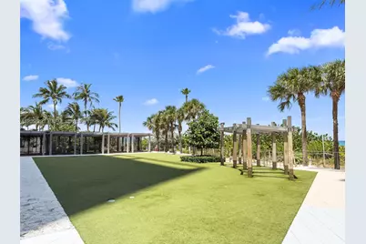 6801 Collins Ave #1015, Miami Beach, FL 33141 - Photo 17