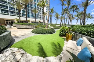 6801 Collins Ave, Miami Beach, FL 33141 - Photo 33