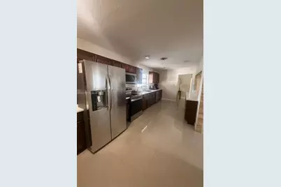 6790 SW 10th Ct #6790, Pembroke Pines, FL 33023 - Photo 3