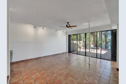 4863 SW 71st Pl, Miami, FL 33155 - Photo 15