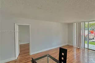 486 NW 165th St Rd, Miami, FL 33169 - Photo 9