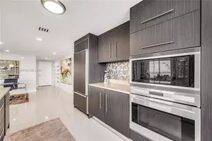 495 Brickell Ave, Miami, FL 33131 - Photo 11