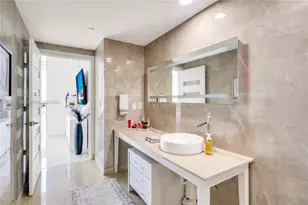 495 Brickell Ave, Miami, FL 33131 - Photo 25