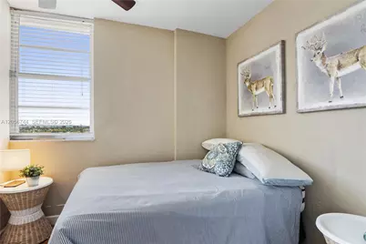 5825 Collins Ave #9C, Miami Beach, FL 33140 - Photo 23