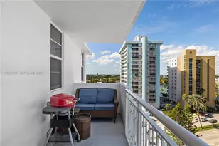 5825 Collins Ave, Miami Beach, FL 33140 - Photo 43
