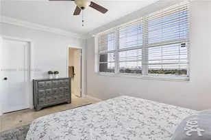 5825 Collins Ave, Miami Beach, FL 33140 - Photo 61